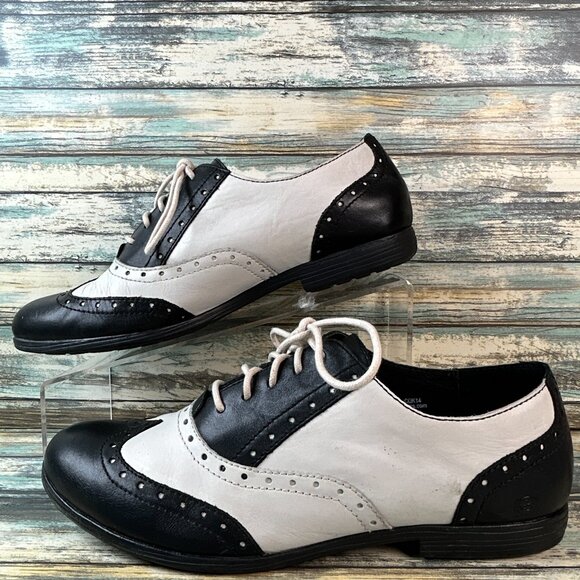 Born Oxford Shoe Womens 9.5M Black/White Leather Saddle Shoe Menswear Tuxedo - Picture 2 of 13